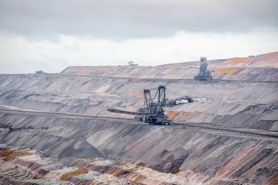 streamlining-procurement-for-a-global-iron-ore-leader